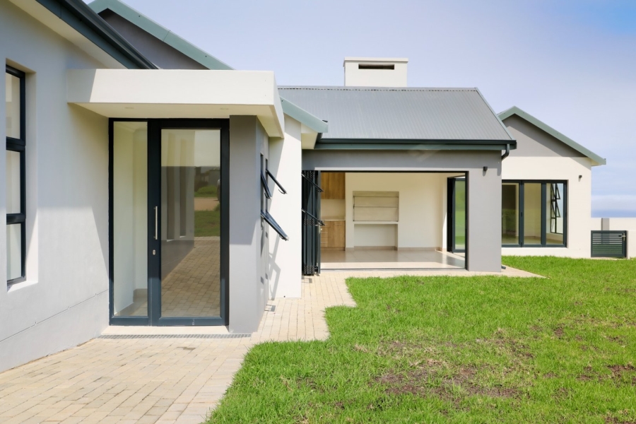 3 Bedroom Property for Sale in Le Grand Golf Estate Western Cape